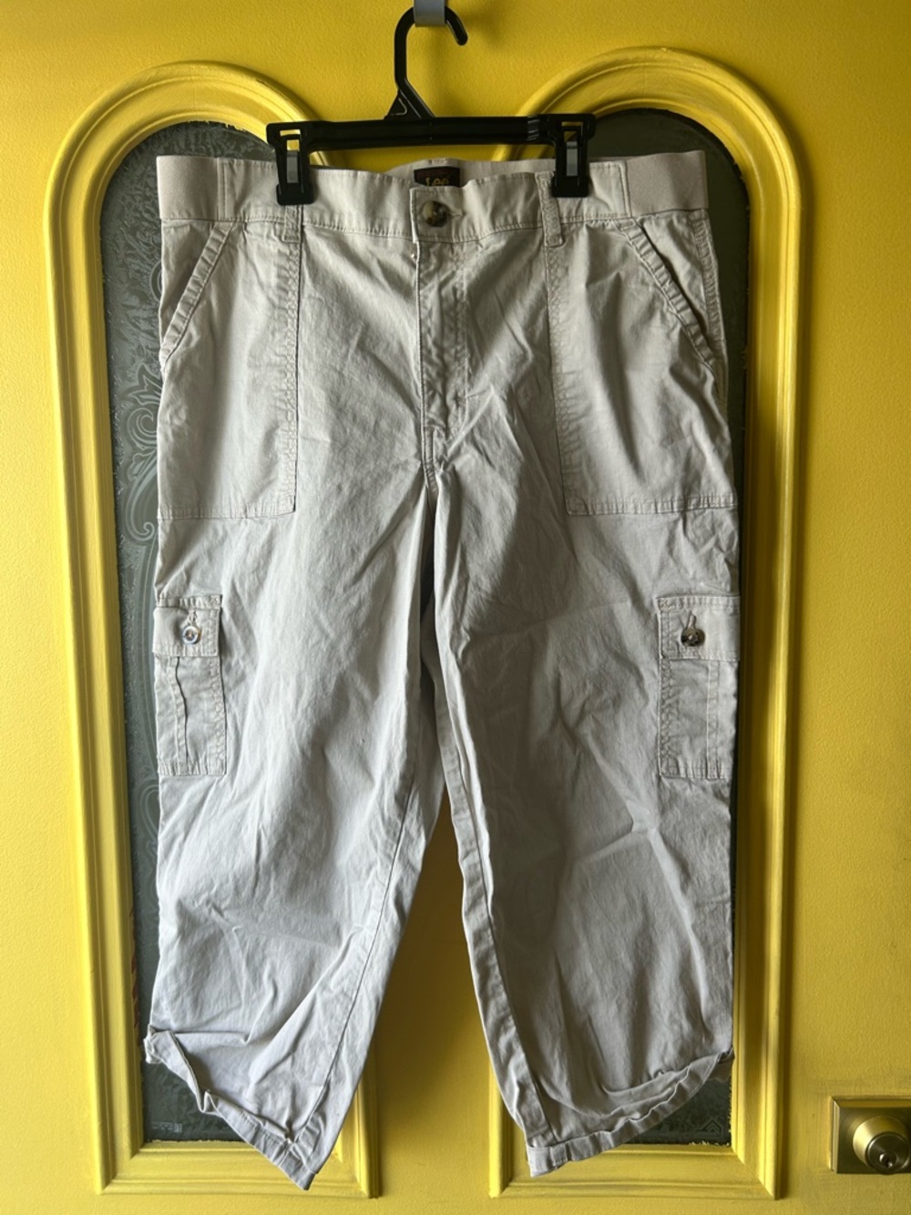 Lee Women’s Beige Cargo Pants - Light Neutral Utility